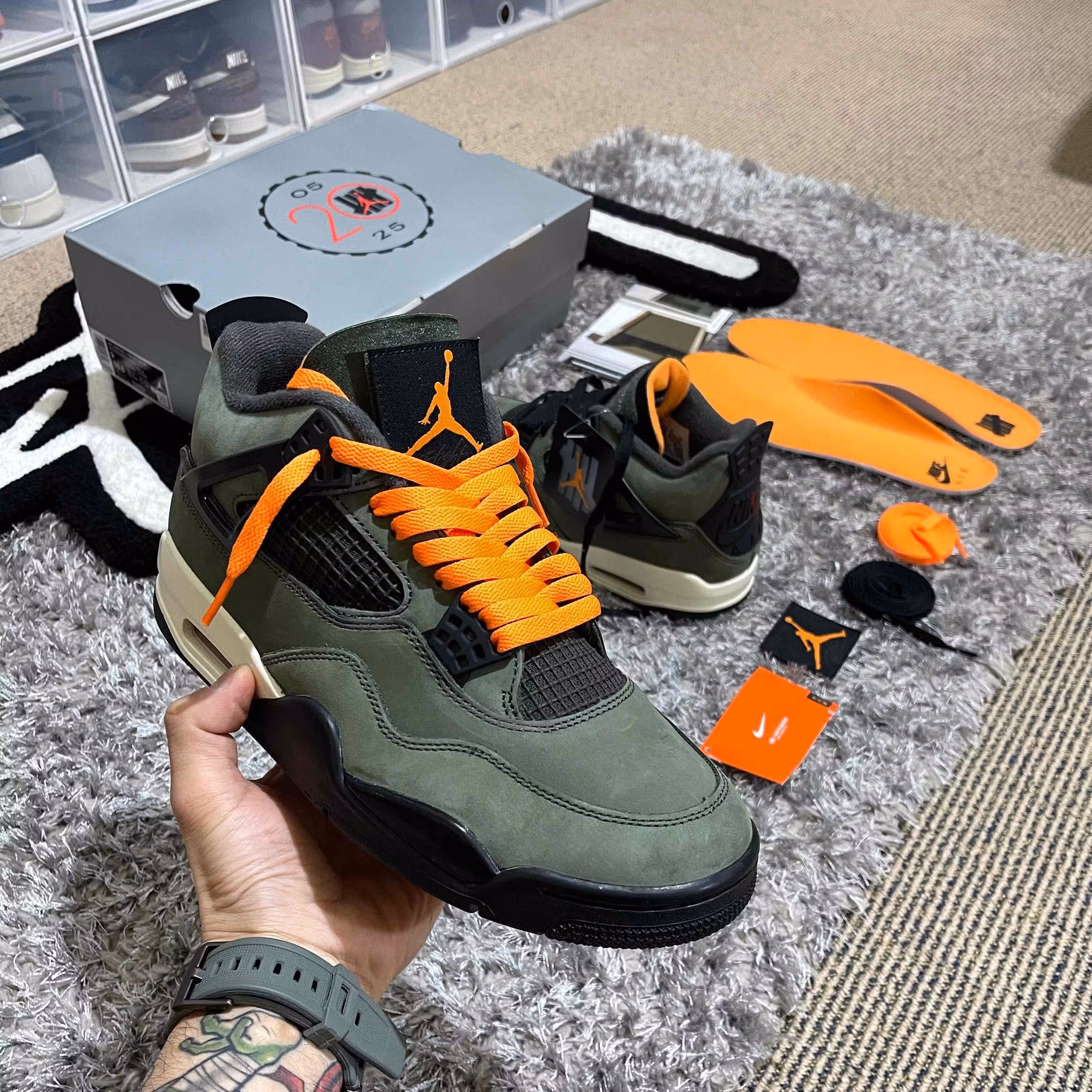 Undefeated x Air Jordan Air 4 Retro 2025 'Green' IB1519-200 Undefeated x Air Jordan Air 4 Retro 2025 'Green' IB1519-200
